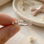 Dahlia Meteor Thin Ring