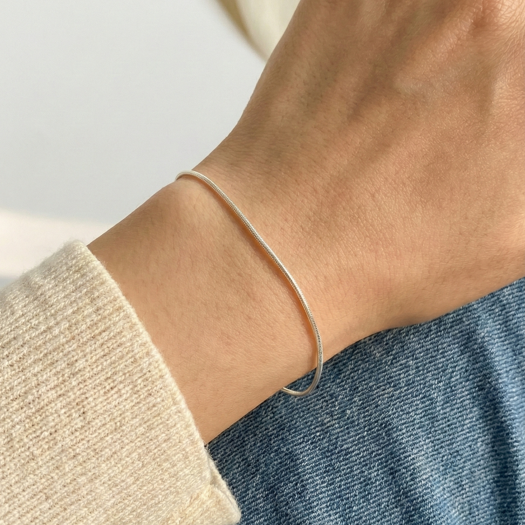 Fine Line Bracelet