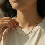 Fine Line Necklace
