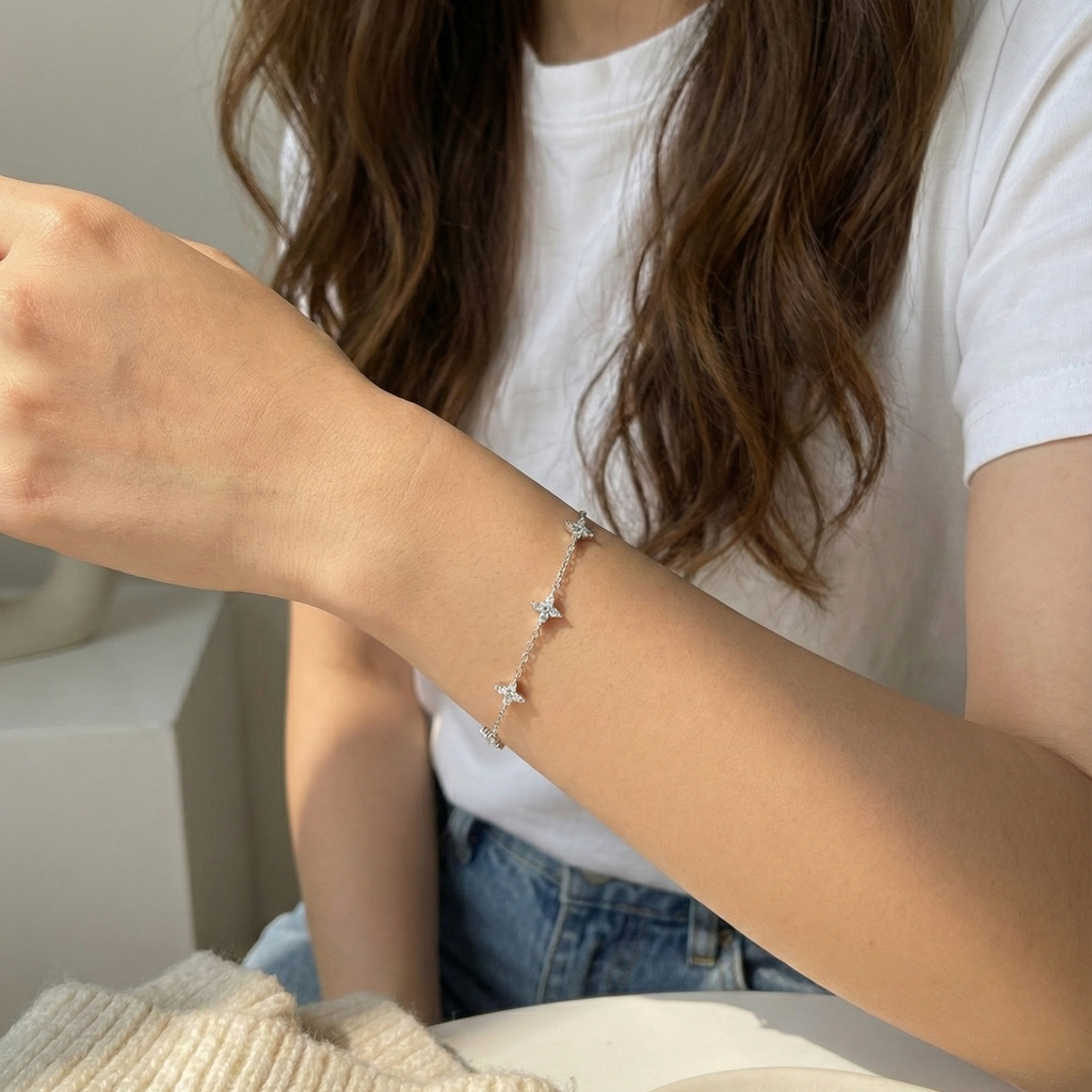 Gypsophila Bracelet