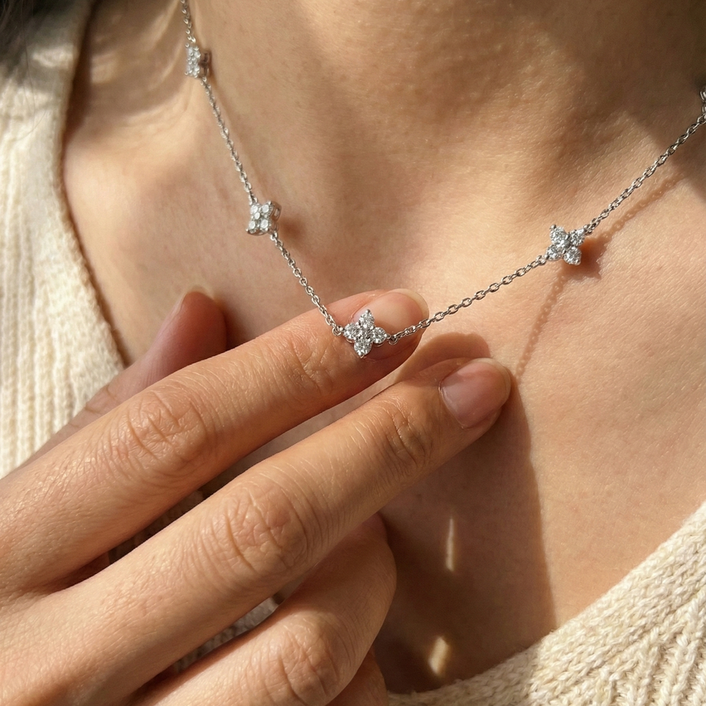 Gypsophila Necklace