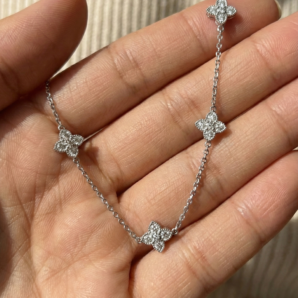 Gypsophila Necklace