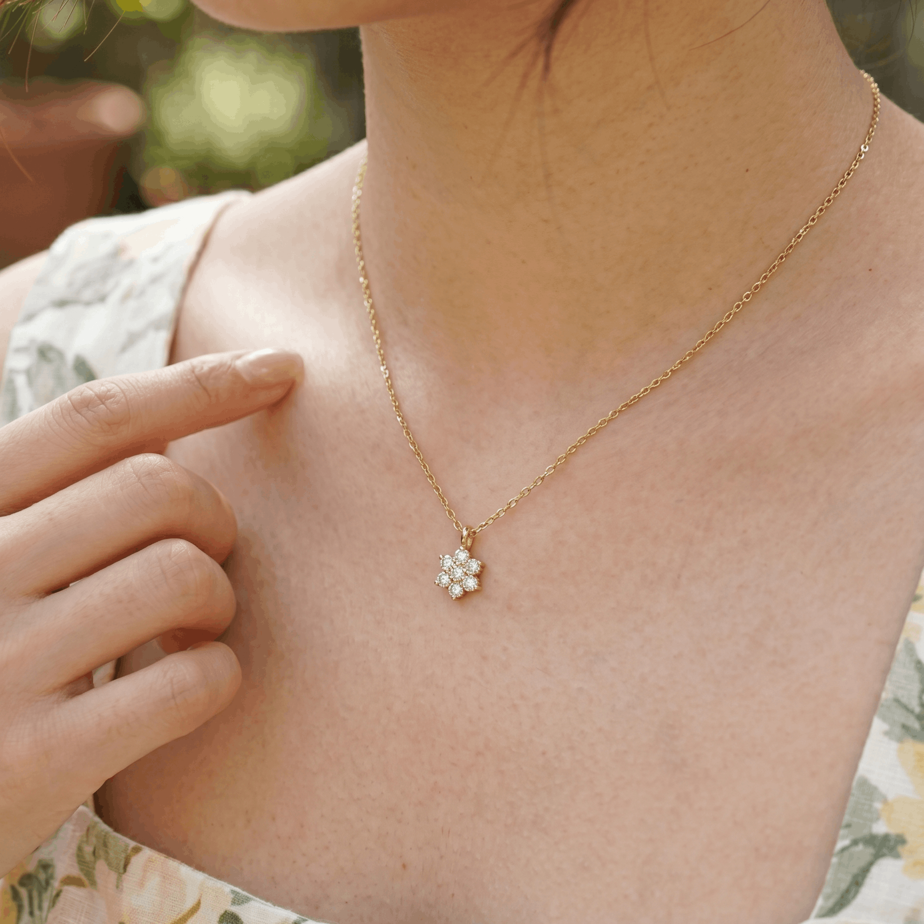 Mini Flower Necklace