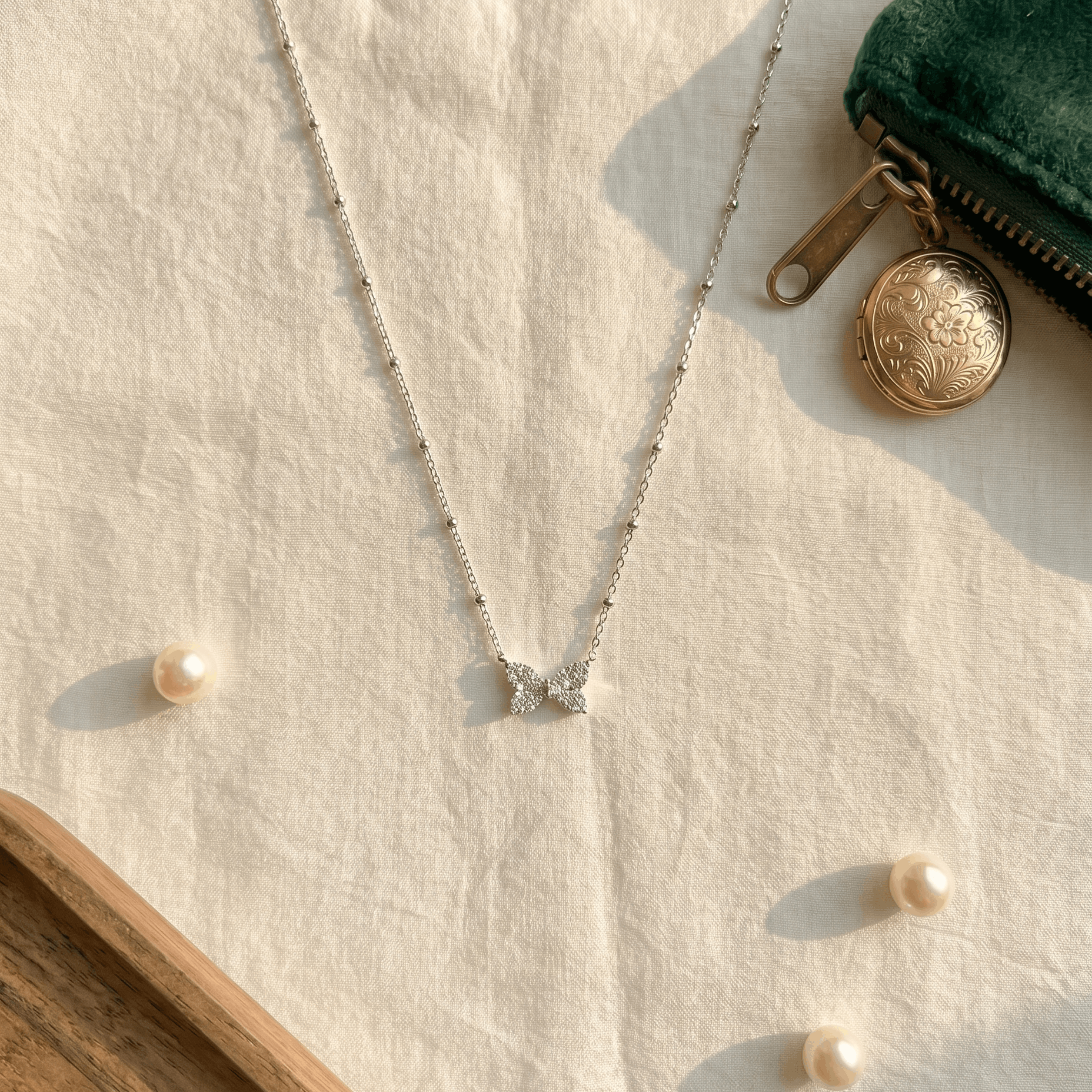 Mini Ribbon Necklace