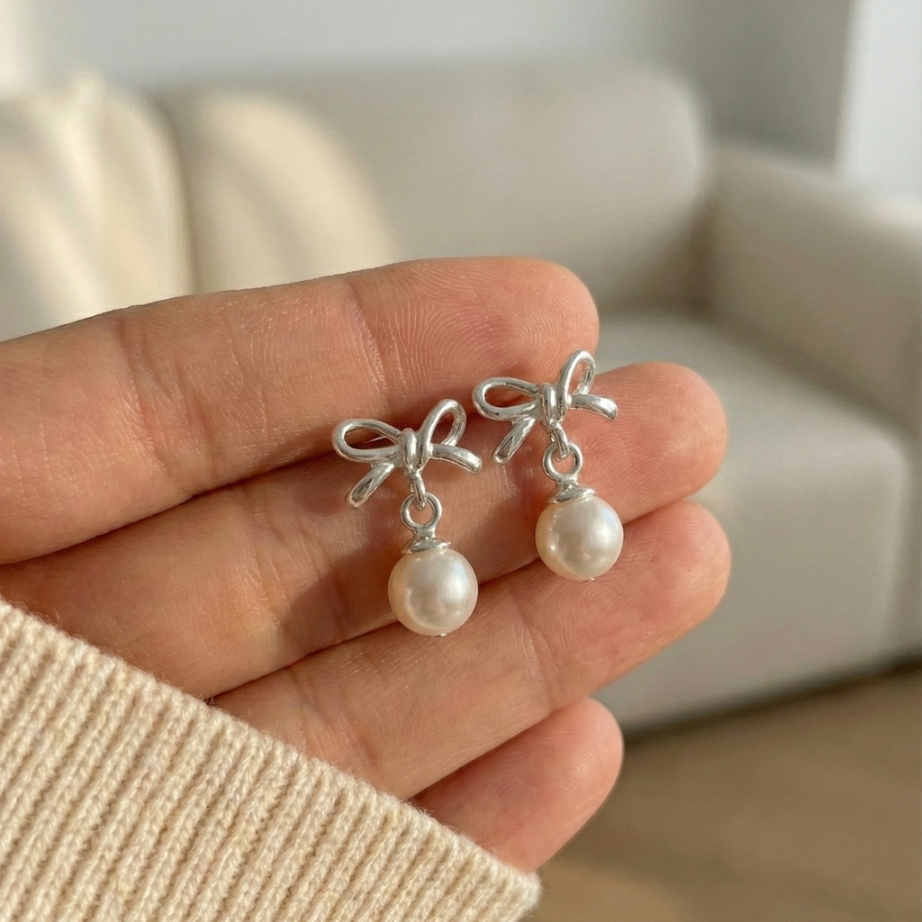 Ribbon Pearly Earrings