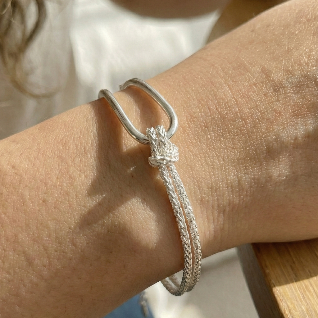 Serene Knot Bracelet